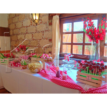 BUFFET DE DULCES, POSTRES & SNACKS