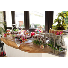 MESA DE POSTRES
