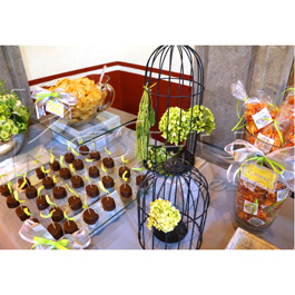 MESA DE POSTRES