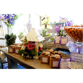 MESA DE POSTRES