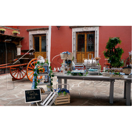 MESA DE POSTRES