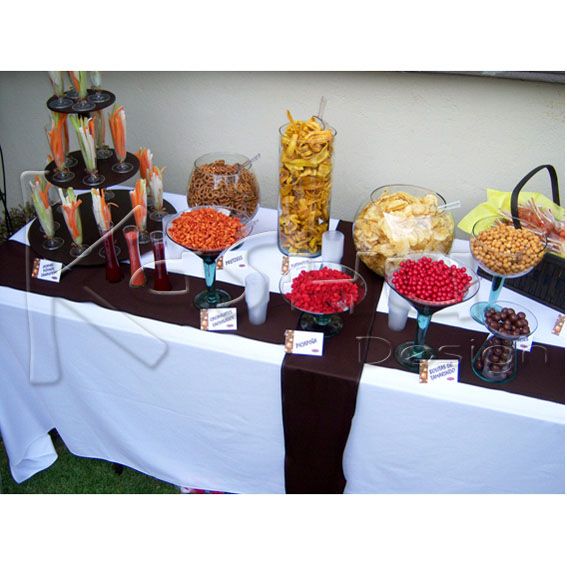 BUFFET DE DULCES Y SNACKS