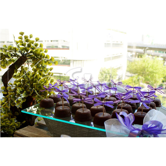 MESA DE POSTRES