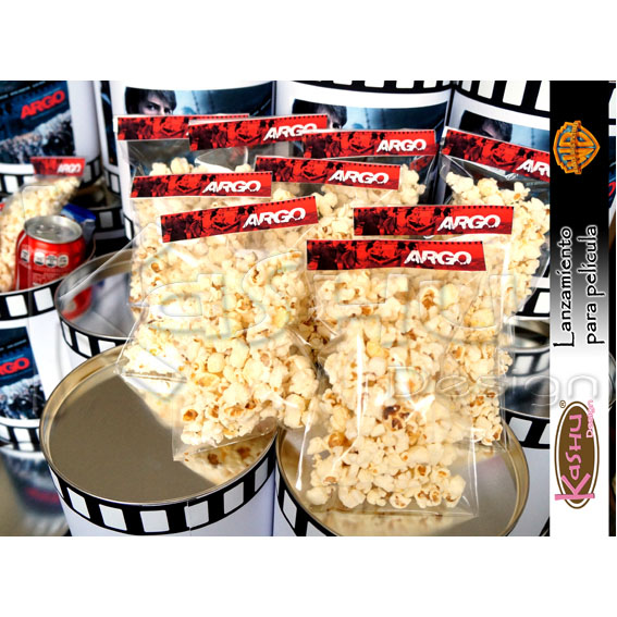 LANZAMIENTO PELICULA WARNER BROS