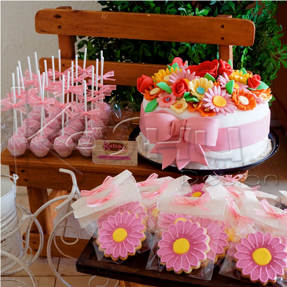 PASTEL DE FONDAT FLORES
