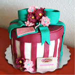 PASTEL DE FONDANT CAJA DE REGALO