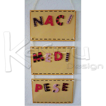 ARREGLO DE MADERA PARA LA PUERTA DEL HOSPITAL