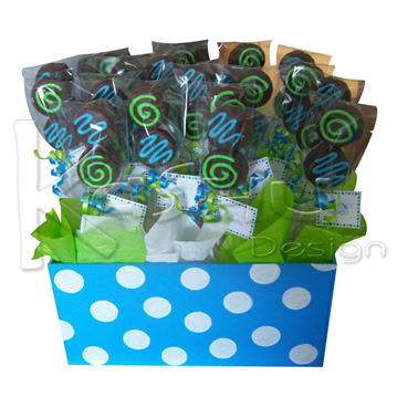 ARREGLO DE MADERA CON BROCHETAS DE MINI-MAMUTS DECORADOS