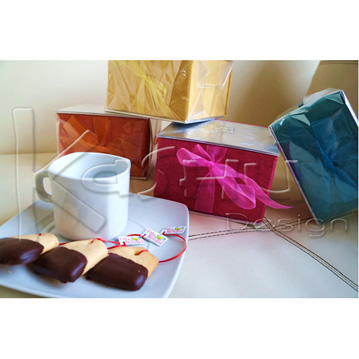GALLETAS DE BOLSITA DE TE CON CAJA DE REPUJADO