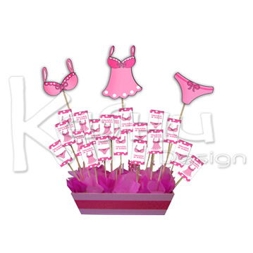 ARREGLO DE MADERA CON CHOCOLATES PERSONALIZADOS