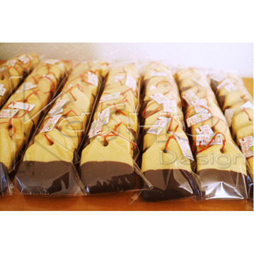 GALLETAS EN FORMA DE BOLSITA DE TE
